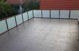 Casa de vanzare 183 mp, teren 400 mp, zona de case!