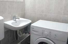 Apartament 3 camere, parcare, la distanta de 10 minute de mers pe jos de Parcul Central