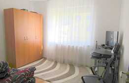 3 camere, 59 mp, etaj intermediar, parcare! Zona strazii Florilor!