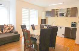 3 camere, 59 mp, etaj intermediar, parcare! Zona strazii Florilor!