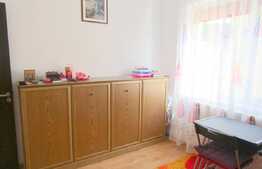 3 camere, 59 mp, etaj intermediar, parcare! Zona strazii Florilor!