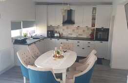 Casa cuplata finisata, la cheie, 150 mp, teren 454 mp, zona linistita