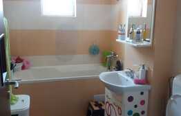 Apartament 3 camere, 75 mp, zona strazii Eroilor