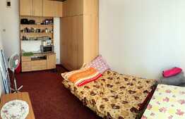 De vanzare garsoniera semidecomandata cu centrala termica proprie!