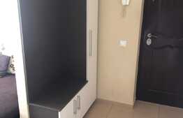 Apartament 2 camere, etaj intermediar, loc de parcare, zona centrala Eroilor