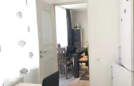 Apartament de inchiriat, 2 camere, 65mp, garaj, prima inchiriere, zona VIVO