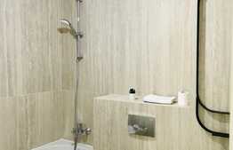 Apartament cu 3 camere, terasa si panorama deosebita, zona Grand Hotel Italia