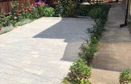 Casa individuala de vanzare, 5 camere, teren 380 mp, Zona Florilor !