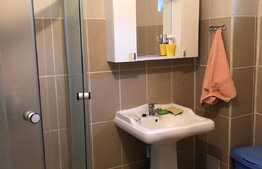 Casa individuala de vanzare, 5 camere, teren 380 mp, Zona Florilor !