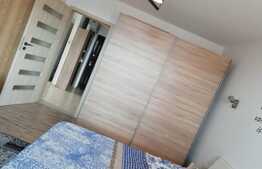 Apartament 3 camere, 56 mp, loc parcare, etaj intermediar! Zona Terra!