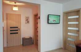 Apartament 3 camere, 56 mp, loc parcare, etaj intermediar! Zona Terra!