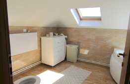 Apartament in vila, 4 camere, 123 mp. Zona Avram Iancu!