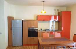 Apartament cu 2 camere, etaj intermediar, zona centrala Floresti!