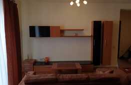 Apartament cu 2 camere, etaj intermediar, zona centrala Floresti!