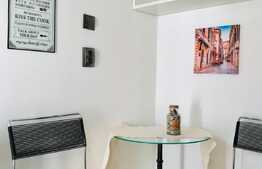 Vrei un apartament pe strada EROILOR ? Este aici!