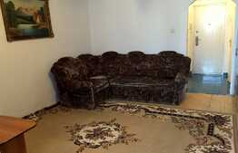 Garsoniera generoasa pe etaj intermediar, zona Expo Transilvania