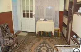 2 camere, semidecomandat, 28 mp utili, finisaje clasice, 10 minute de Real!