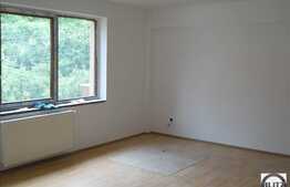 Suprafata Generoasa, Zona De Top, Panorama Deosebita, Calitate Superioara !