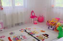 Oportunitate! Casa individuala, 325 mp utili, teren 863 mp, front 25 ml, zona Sopor