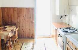 Apartament 3 camere, decomandat, 69 mp, zona strazii Bucuresti