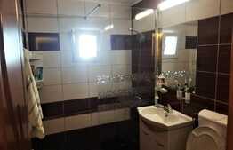 Apartament 3 camere, 74 mp, decomandat, garaj si loc de parcare, zona strazii Nicolae Titulescu