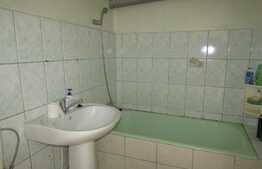 Scadere de pret si vanzare urgenta! De vanzare casa cuplata 39 mp, curte comuna, zona Garii!