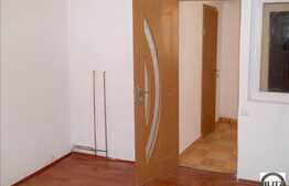 2 camere de vanzare in imobil tip vila!