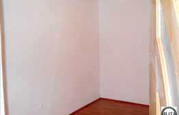 2 camere de vanzare in imobil tip vila!