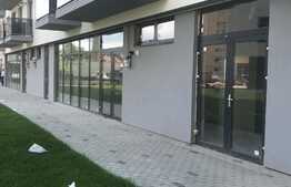 Spatiu comercia, vitrina generoasa, pentru investitie sau activitate proprie. 