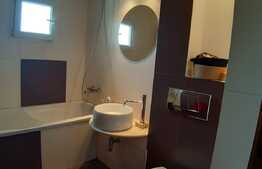 Apartament 3 camere, 66 mp, decomandat, zona Plopilor! La Cheie!