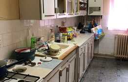 Apartament 3 camere, 75 mp, boxa, zona Big Belly