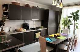 Apartament cu 2 camere, 51 mp, parcare optionala, etaj intermediar!