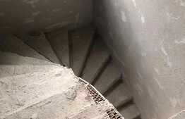 Triplex de vanzare, 113 mp, priveliste deosebita, incalzire in pardoseala, zona de case ! 