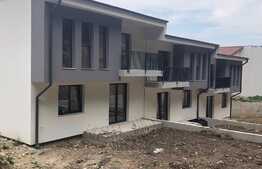 Triplex de vanzare, 113 mp, priveliste deosebita, incalzire in pardoseala, zona de case ! 