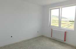 Pret atractiv! Etaj intermediar! Zona Terra