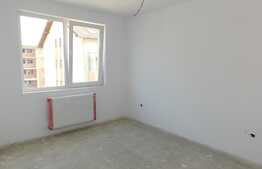 Pret atractiv! Etaj intermediar! Zona Terra