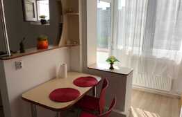 Apartament 3 camere, 65 mp, Zona Casa Radio