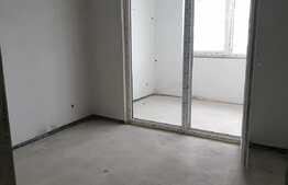 Apartament cu 3 camere, 86.23 mp, CF, zona Vivo 