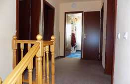 De vanzare duplex, 106 mp, teren 100 mp, zona Tauti