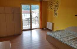 Garsoniera semidecomandata,loc parcare, 37 mp, zona strazii Florilor !