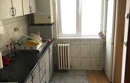 Apartament 3 camere decomandate, 72 mp, garaj, zona Piata Flora