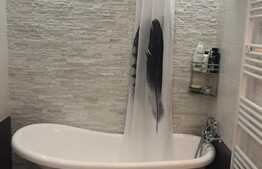 Apartament 2 camere, decomandat, garaj, zona Tetarom