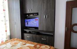 Apartament 3 camere, 58 mp, loc de parcare! Zona strazii Tineretului!