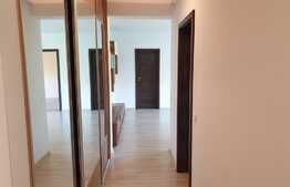 Apartament 3 camere, bucatarie separata, 67mp, zona strazii Stejarului!
