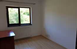 Apartament 3 camere, bucatarie separata, 67mp, zona strazii Stejarului!