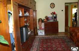 58 mp, 2 camere in zona Plopilor