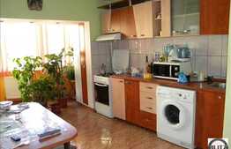 58 mp, 2 camere in zona Plopilor