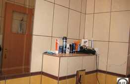 Apartament cu 3 camere, decomandat, zona Piata Zorilor