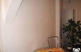 Apartament cu 3 camere, decomandat, zona Piata Zorilor