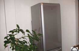 Apartament cu 3 camere, decomandat, zona Piata Zorilor